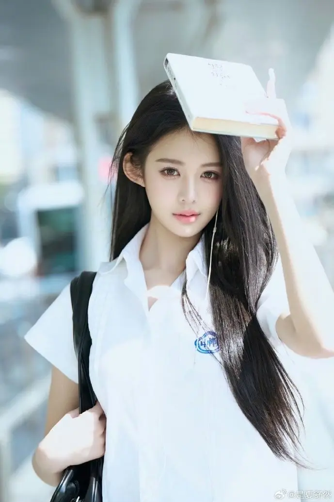 多人协作写作场景